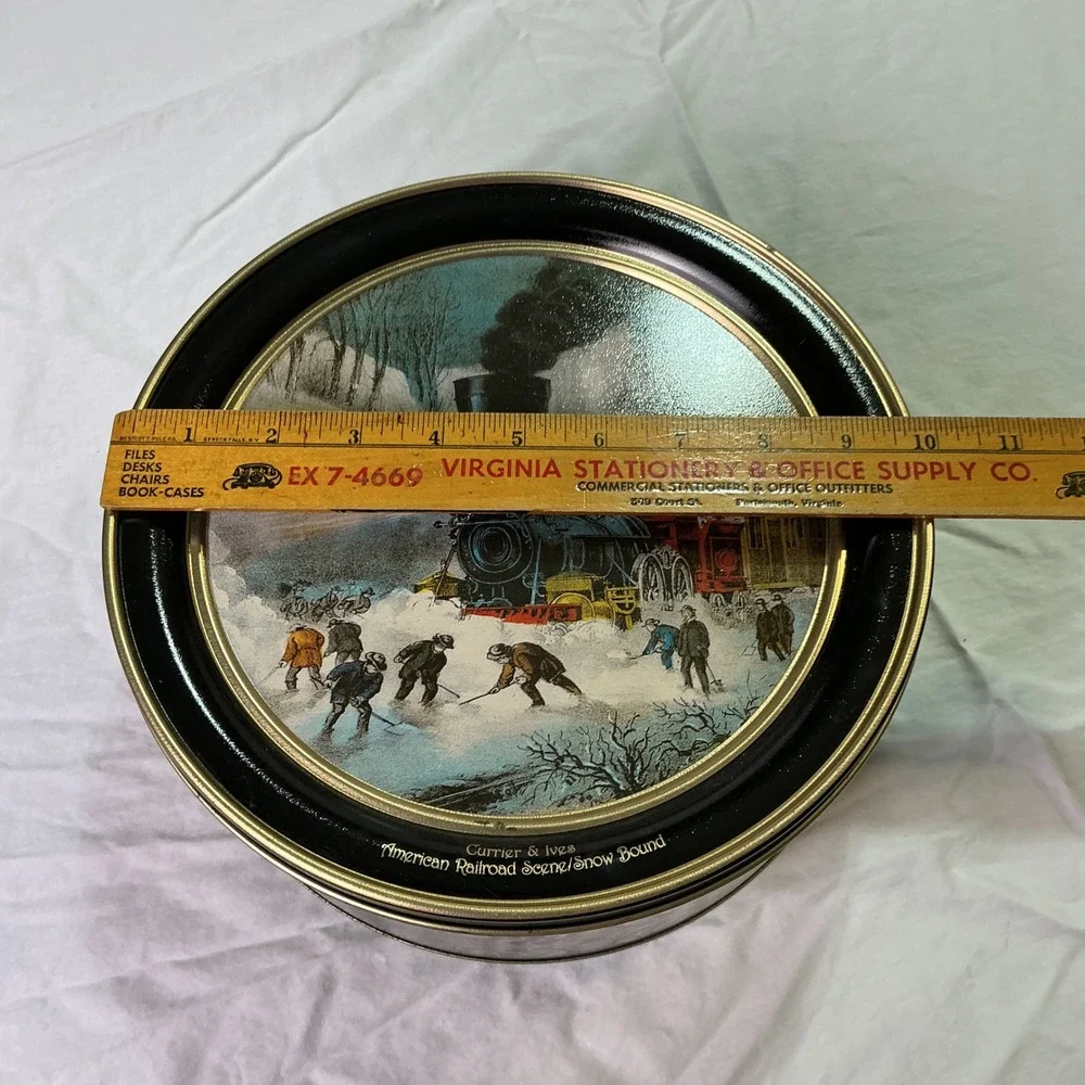 Vintage‎ Currier & Ives Snow Bound Railroad Scene Large Round Cookie Tin 10.5